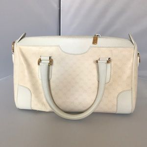 White Gucci Shoulder Bag